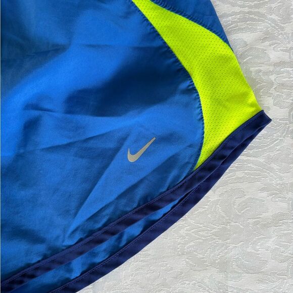 Nike blue and neon yellow woman’s athletic shorts size xl - Picture 2 of 5